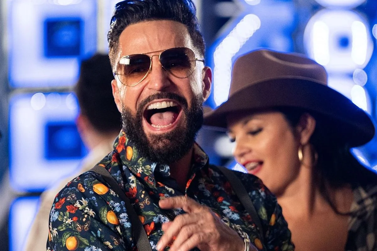 SBT troca Zezé Di Camargo por Latino no especial de fim de ano após polêmica