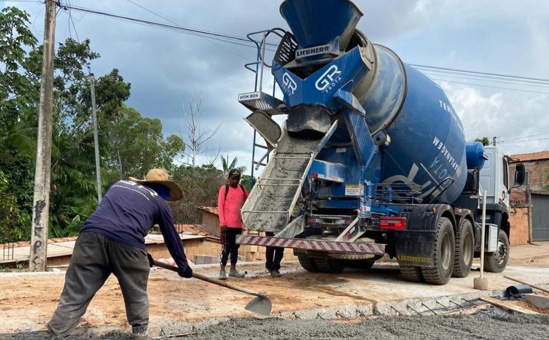 Ação Marabá: Ruas da Folha 06 recebem obras de pavimentação em concreto