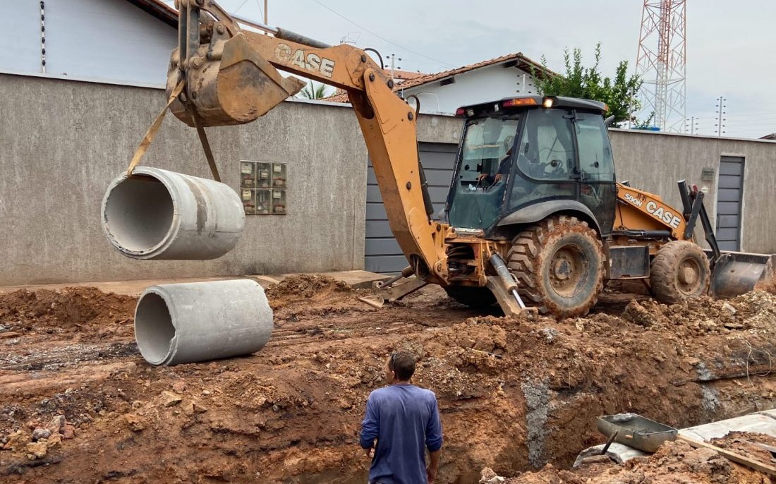 Prefeitura continua drenagem e pavimentação no bairro Belo Horizonte, em Marabá