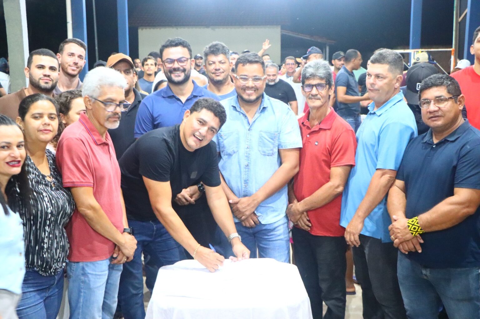 Bom Jesus do Tocantins avança na infraestrutura rural com obra de pavimentação na “Casca Seca“