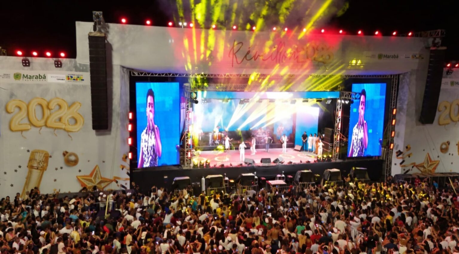 Cantor Zezé Di Camargo não usou playback no show da virada em Marabá