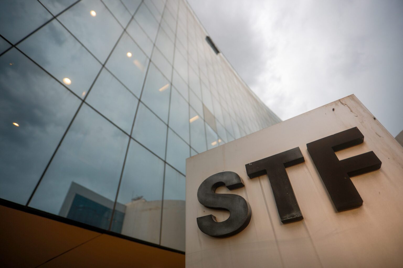 STF invalida lei que exigia idade mínima de 25 anos para concurso de juiz estadual