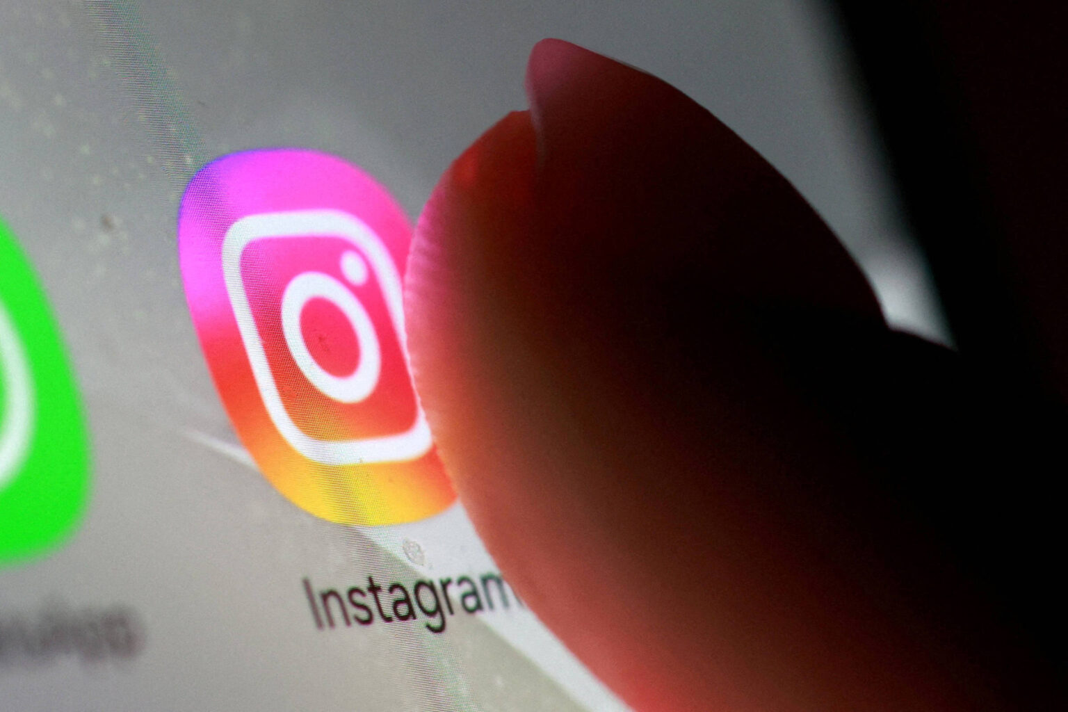 Uma semana longe das redes reduz ansiedade, depressão e insônia em jovens