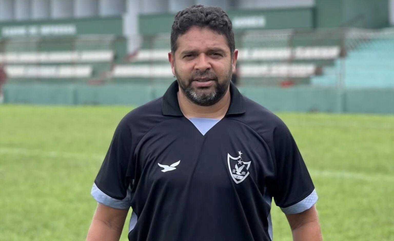 Treinador do Águia, Ronan Tyezer, segue internado em estado grave no Tocantins