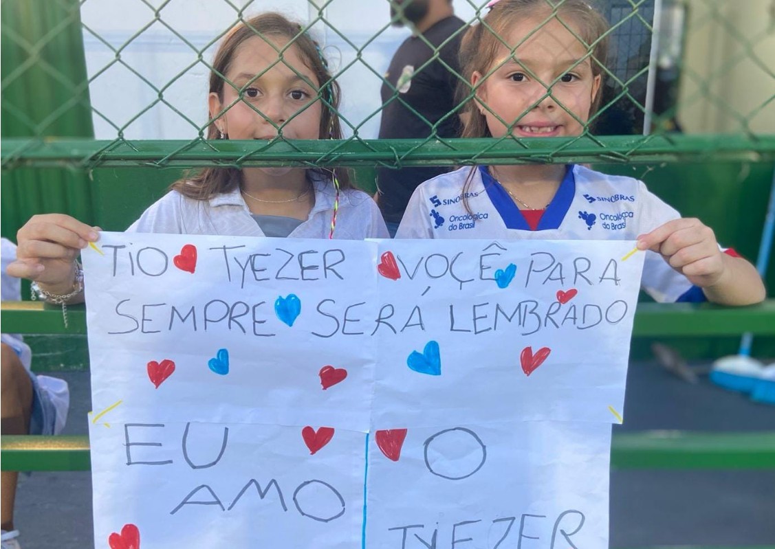 Em jogo cheio de homenagens, Águia de Marabá vence na estreia do Parazão 2026