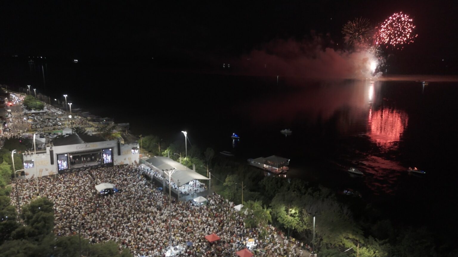 Marabá recebe novo ano com recorde de público e show histórico de Zezé Di Camargo