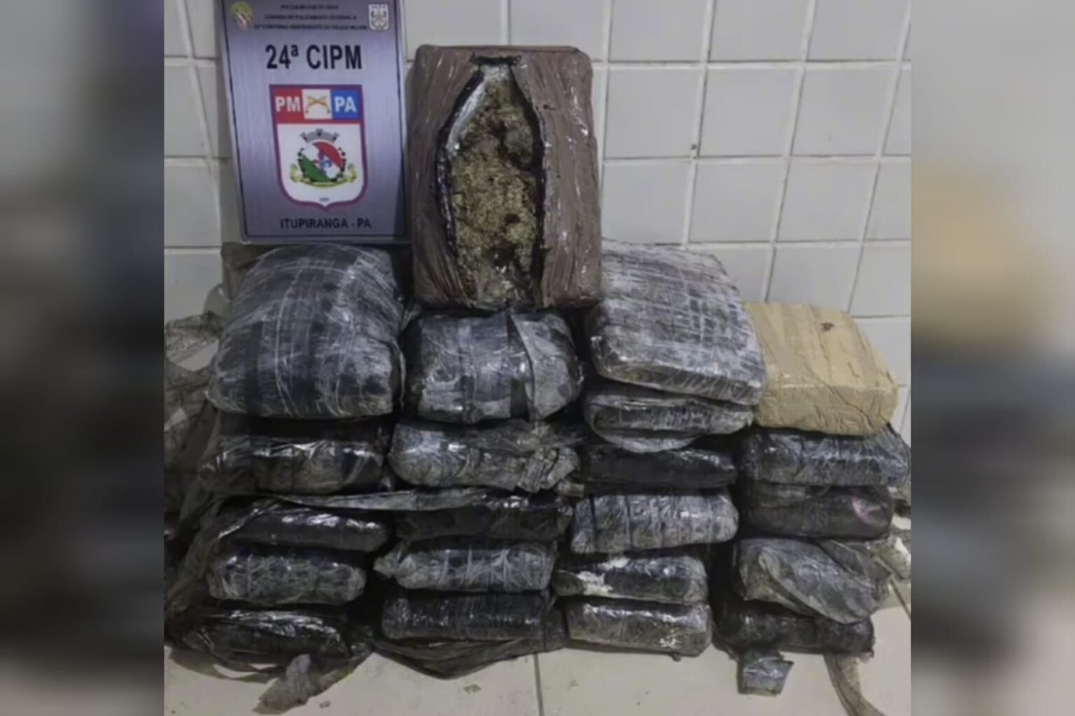 Homem é preso com 25 quilos de maconha em Itupiranga