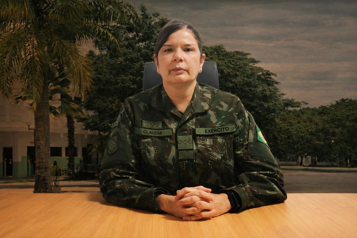 Exército promove primeira mulher à patente de general