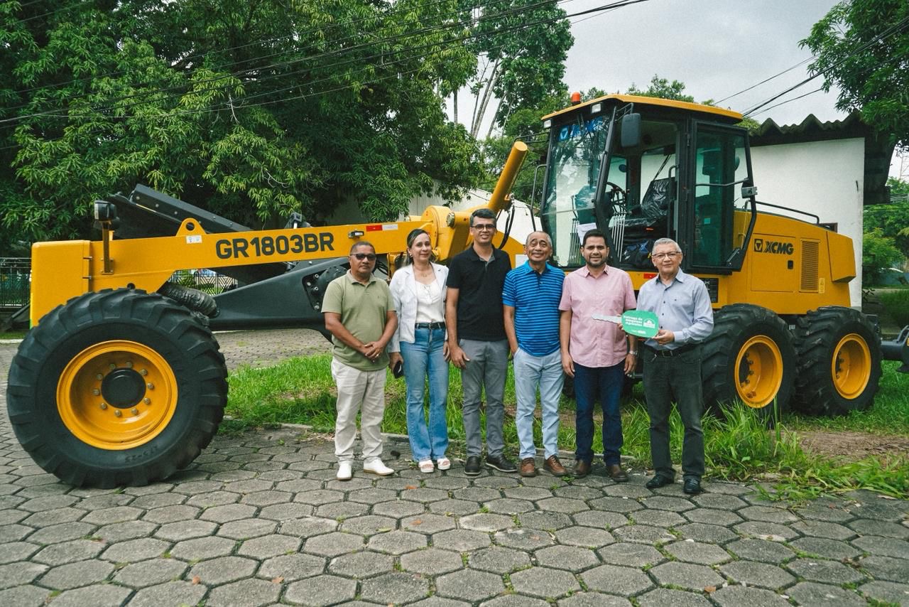 Prefeitura de Itupiranga recebe motoniveladora para reforçar manutenção de estradas vicinais