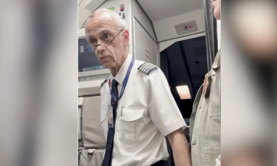 Latam demite piloto acusado de chefiar rede de abuso sexual infantil