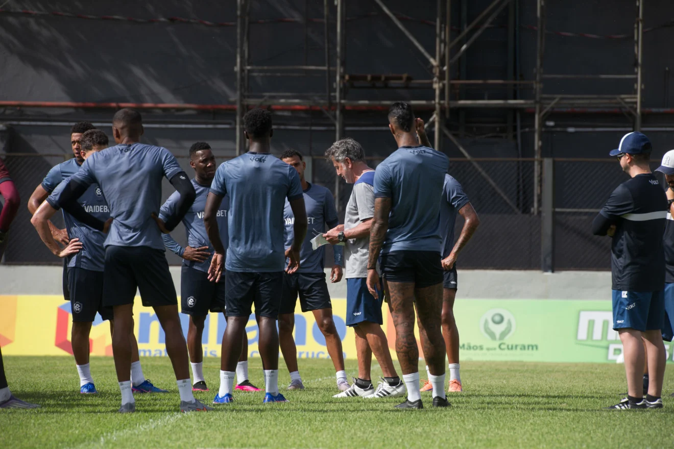 Remo usa time B contra o Castanhal em duelo direto no Parazão