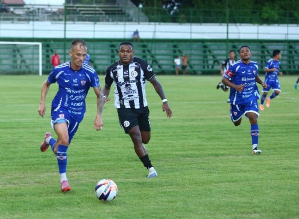 Jogo intenso do Águia de Marabá x São Raimundo recebe grande incentivo da torcida