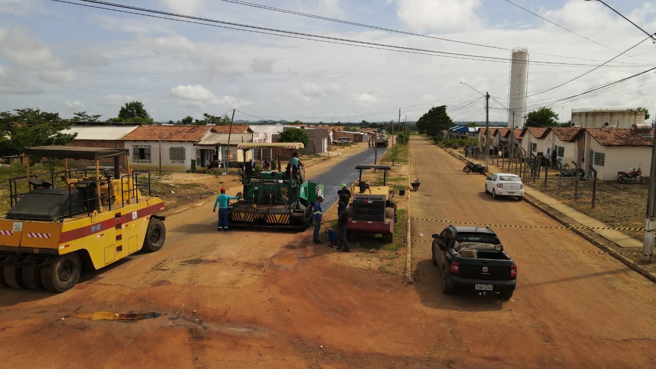 Asfalto chega ao bairro Cidade Nova 2 e traz alegria à população de Itupiranga