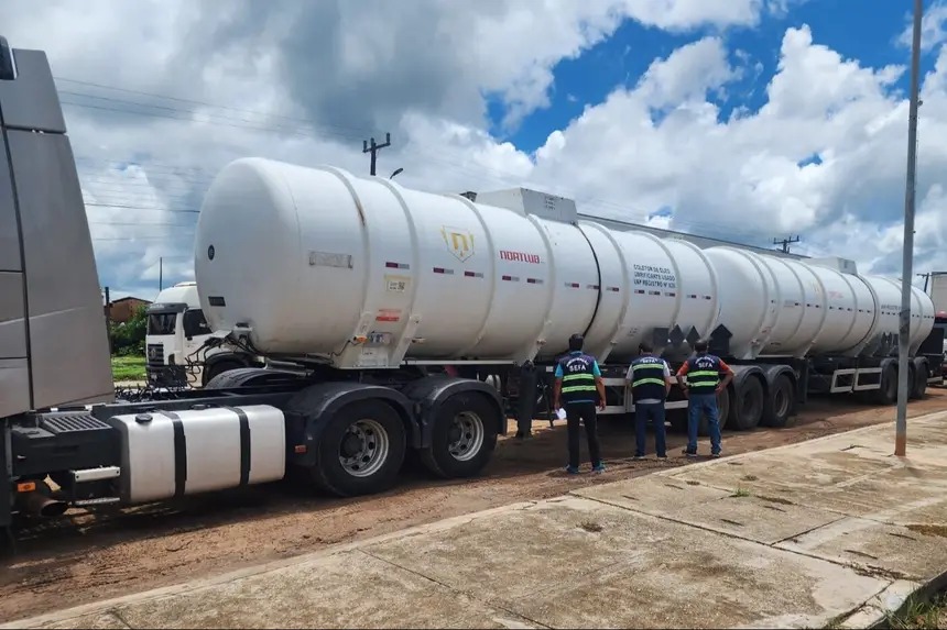 Sefa apreende 56 toneladas de óleo de cozinha no Pará