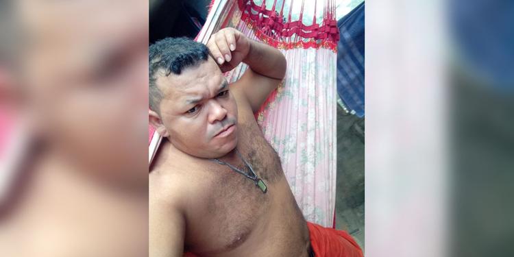 Dupla em moto mata homem a tiros dentro de bar em Anapu