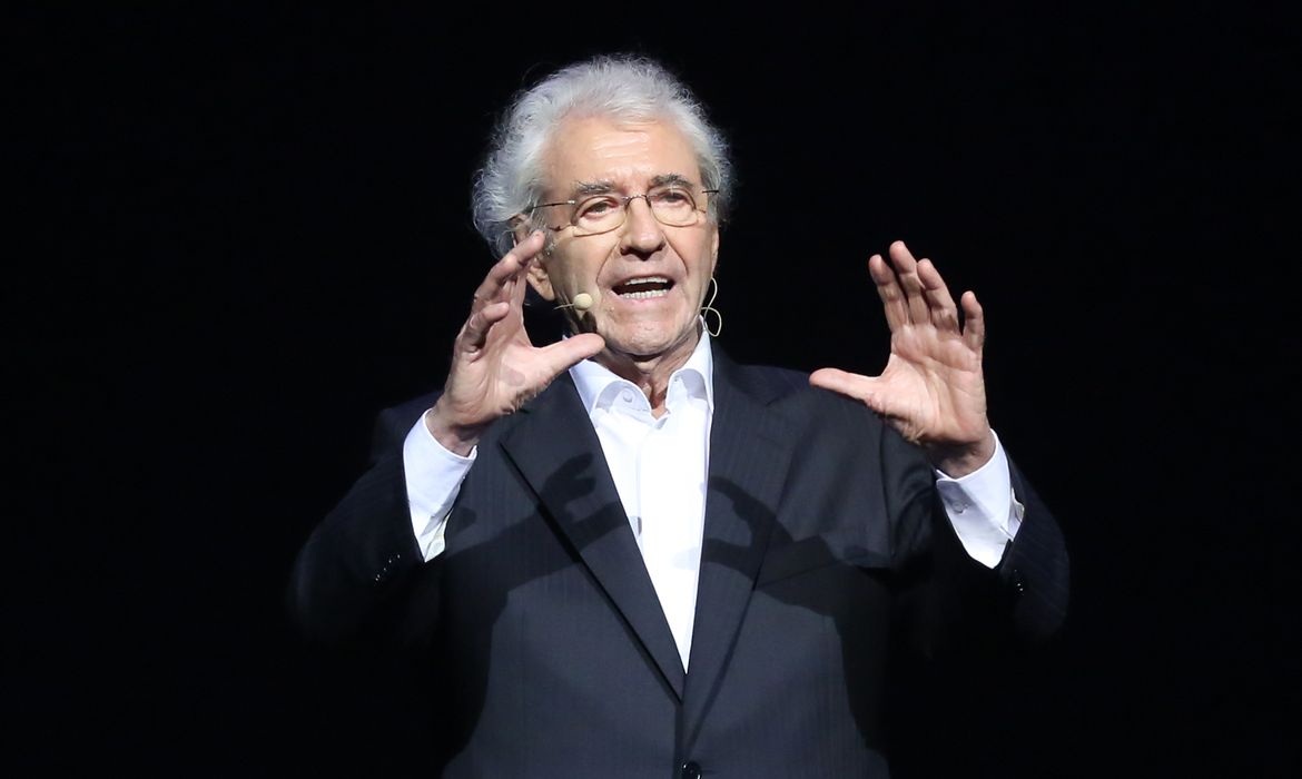 Ator Juca de Oliveira, o Santiago de ‘Avenida Brasil’, morre aos 91 anos