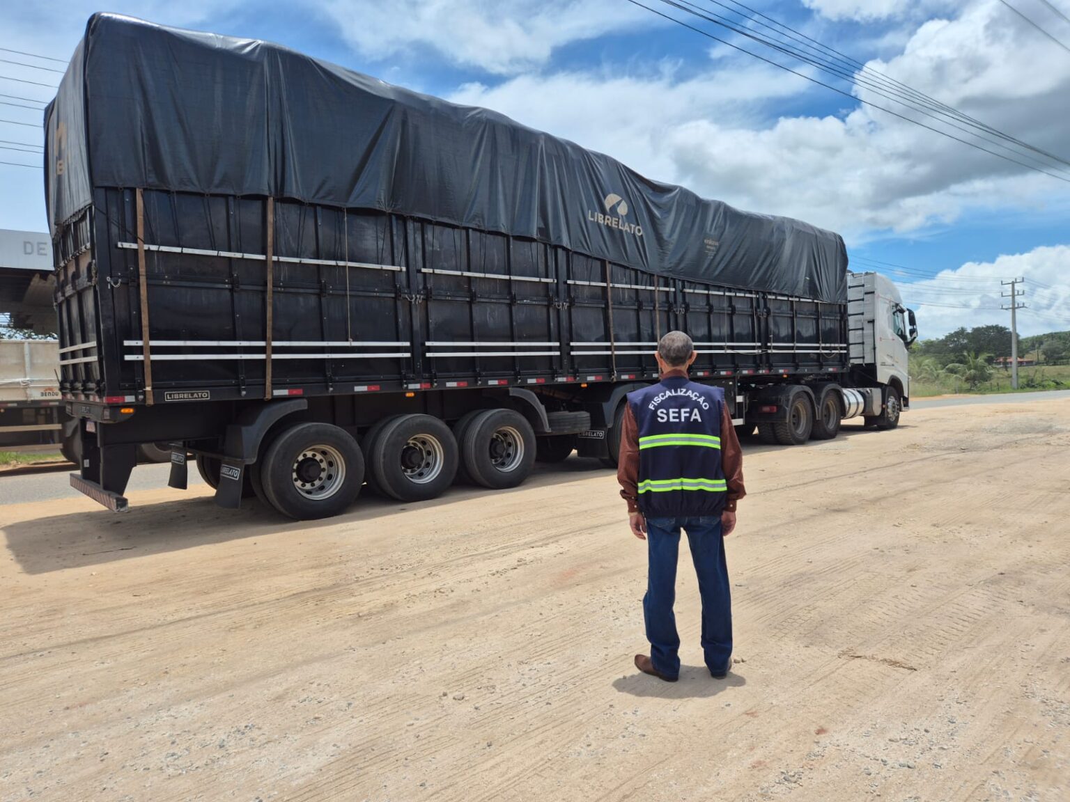 Sefa apreende carga de ração avaliada em R$ 161,7 mil em fiscalização no sudeste do Pará