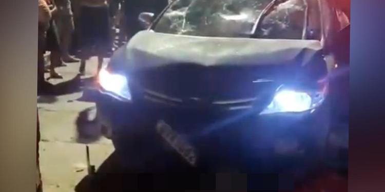 Carro sobe na calçada e mata criança no Pará