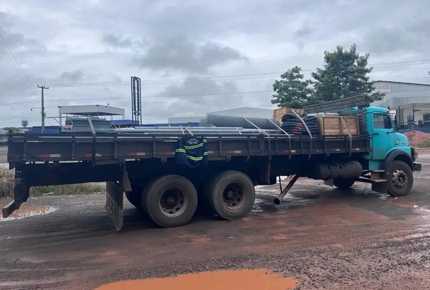 Sefa apreende estrutura metálica no valor total de R$ 137 mil em Marabá