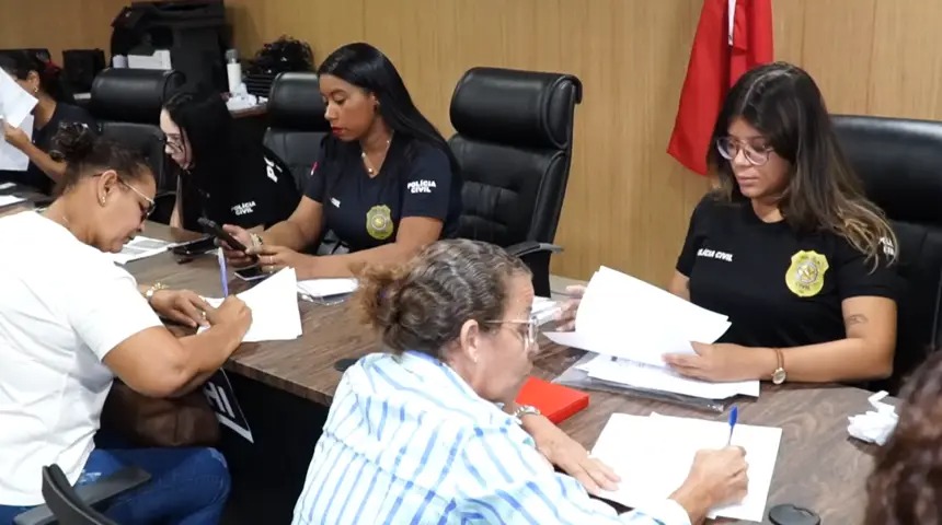 Cerca de 500 celulares são devolvidos aos donos pela Polícia Civil no Pará