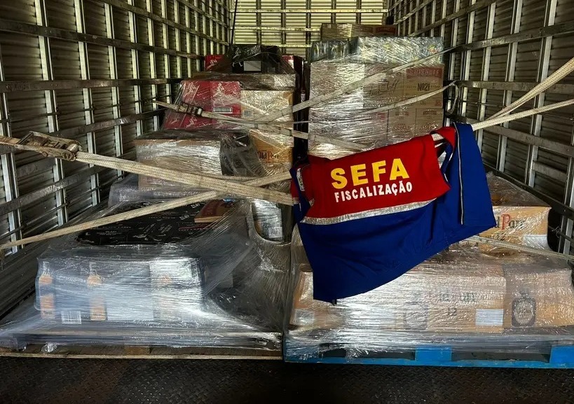 Sefa apreende mais de 6 mil garrafas de bebidas em São Geraldo do Araguaia