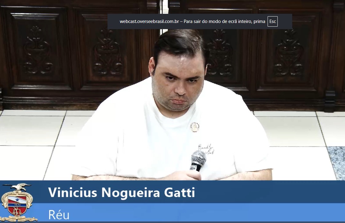 Vinícius Gatti chora em júri sobre morte de Fabbllu Ohara e relata tratamento psiquiátrico