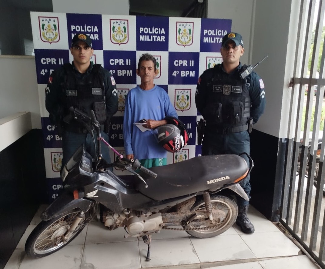 Motocicleta com registro de roubo é recuperada pela PM no São Félix I