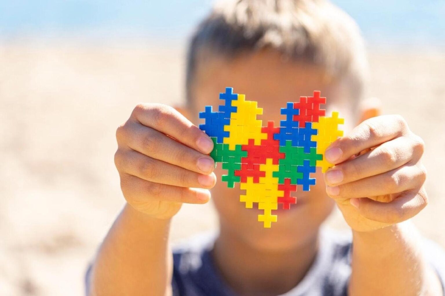 Autismo: mulheres são as principais cuidadoras, revela pesquisa