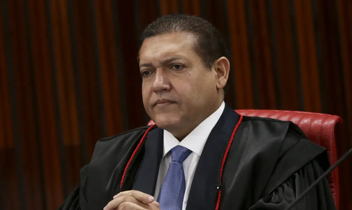 Nunes Marques assume presidência do TSE dia 12 de maio
