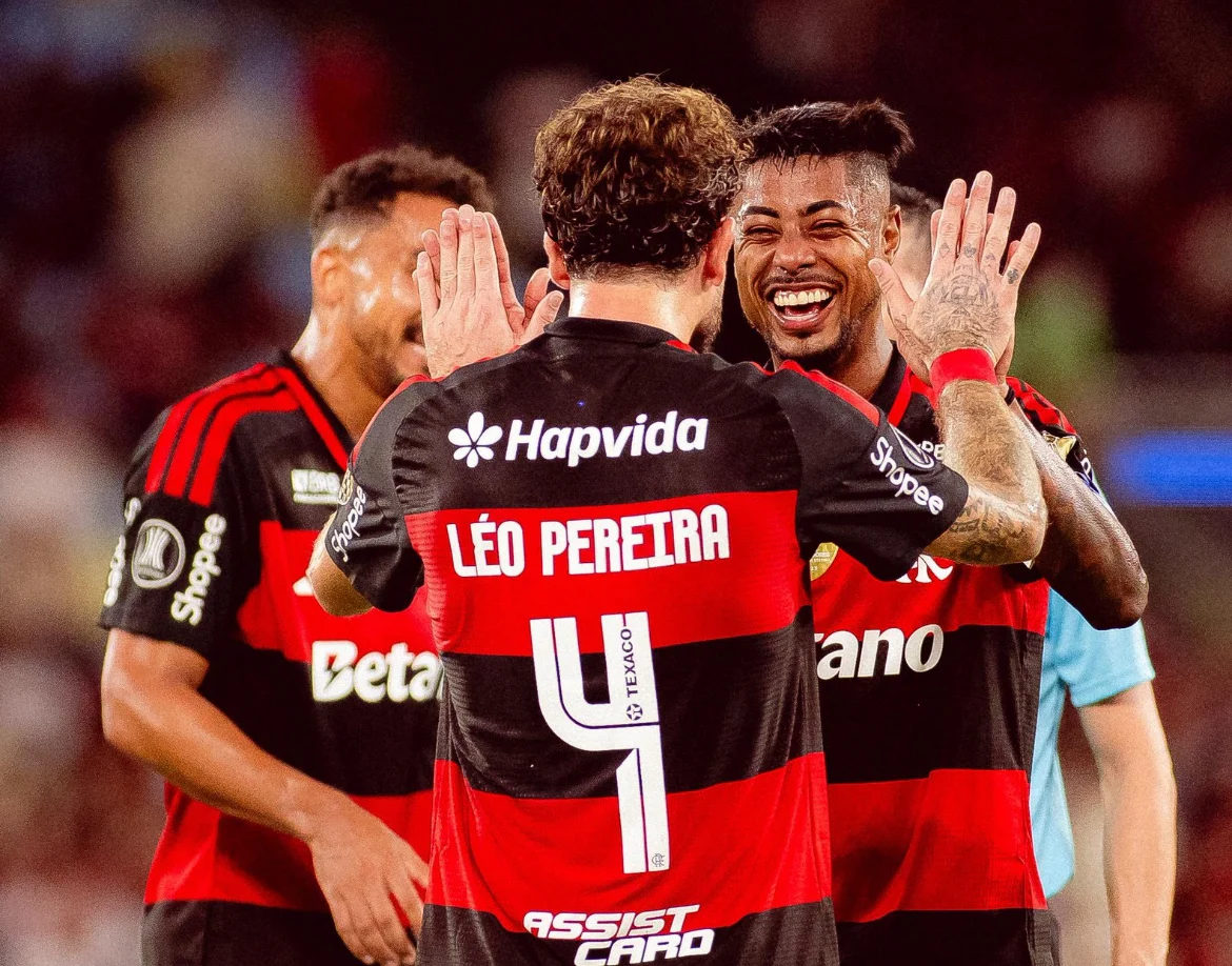 Flamengo goleia Independiente Medellín e mantém 100% na Libertadores