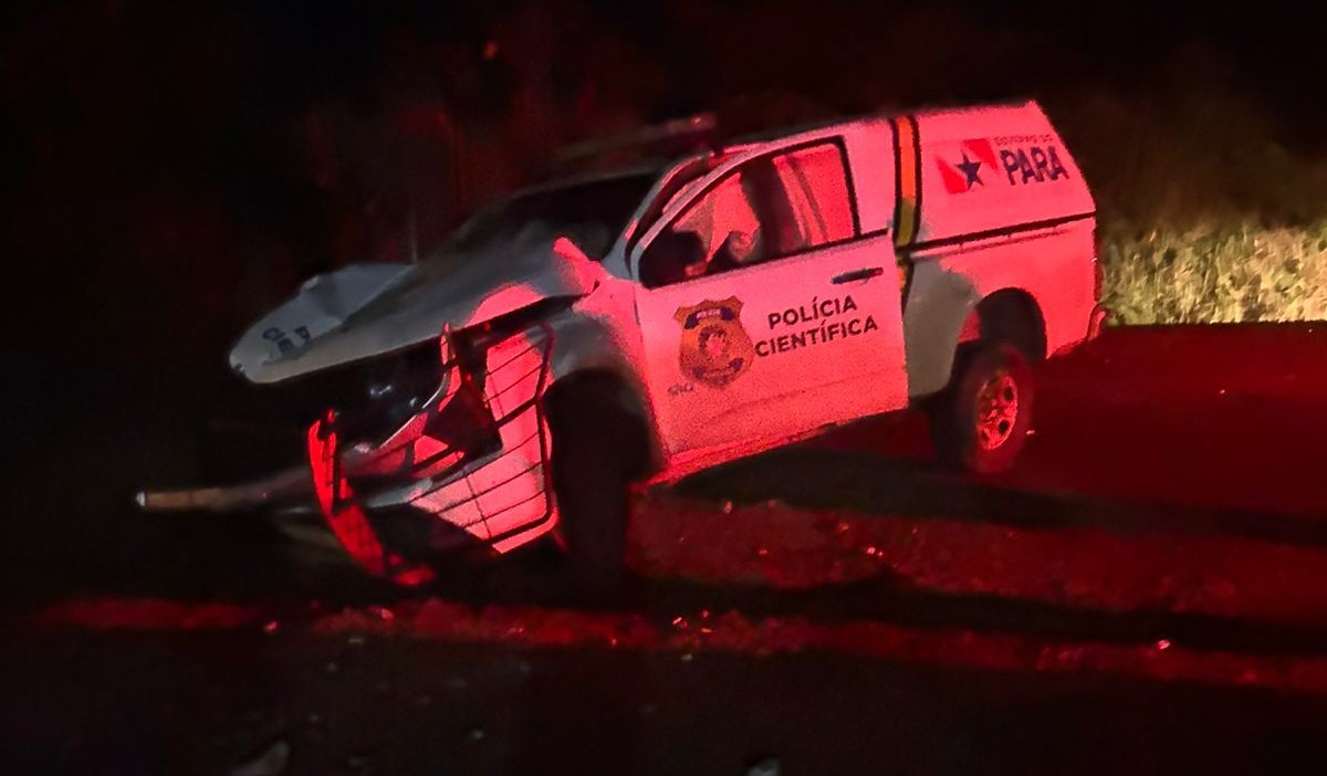 Viatura da Polícia Científica sofre acidente enquanto transportava corpo para Marabá