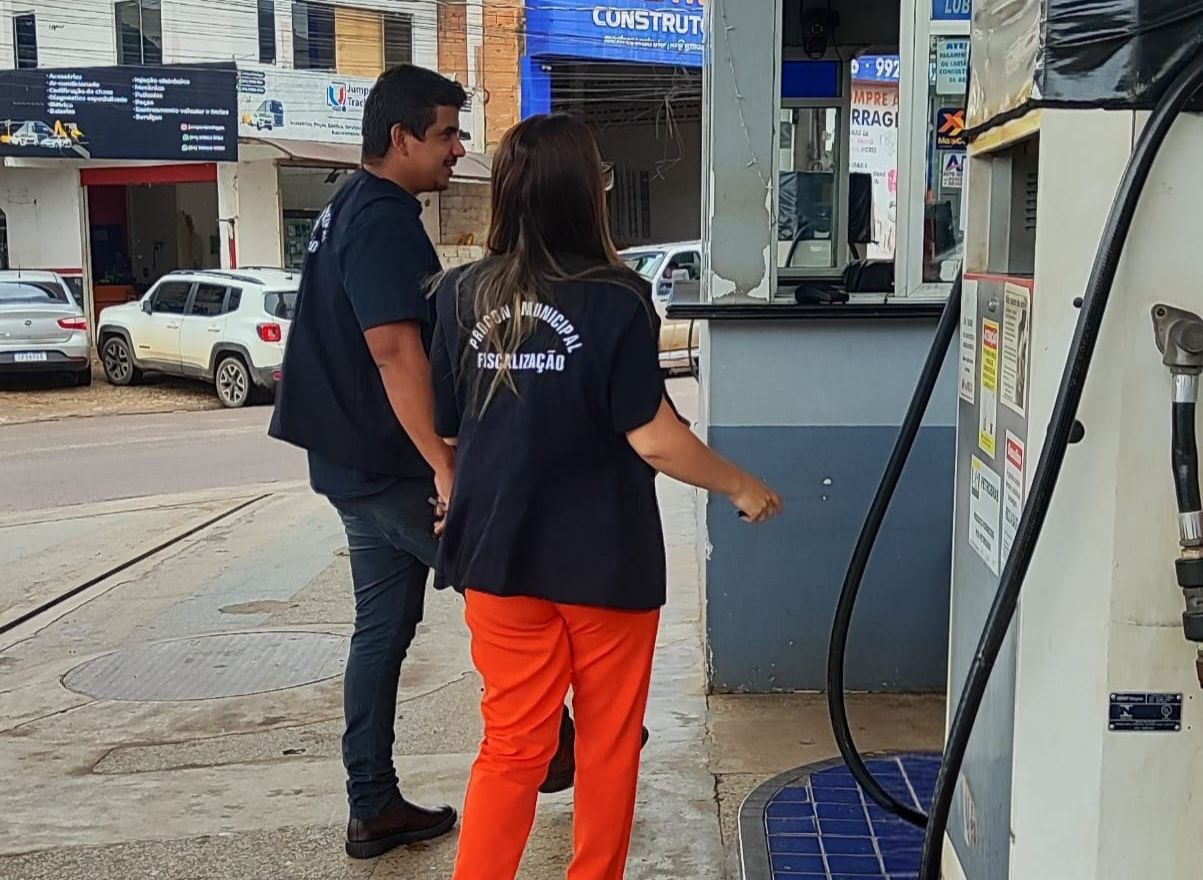 Procon intensifica fiscalização de combustíveis e autua postos por irregularidades em Parauapebas