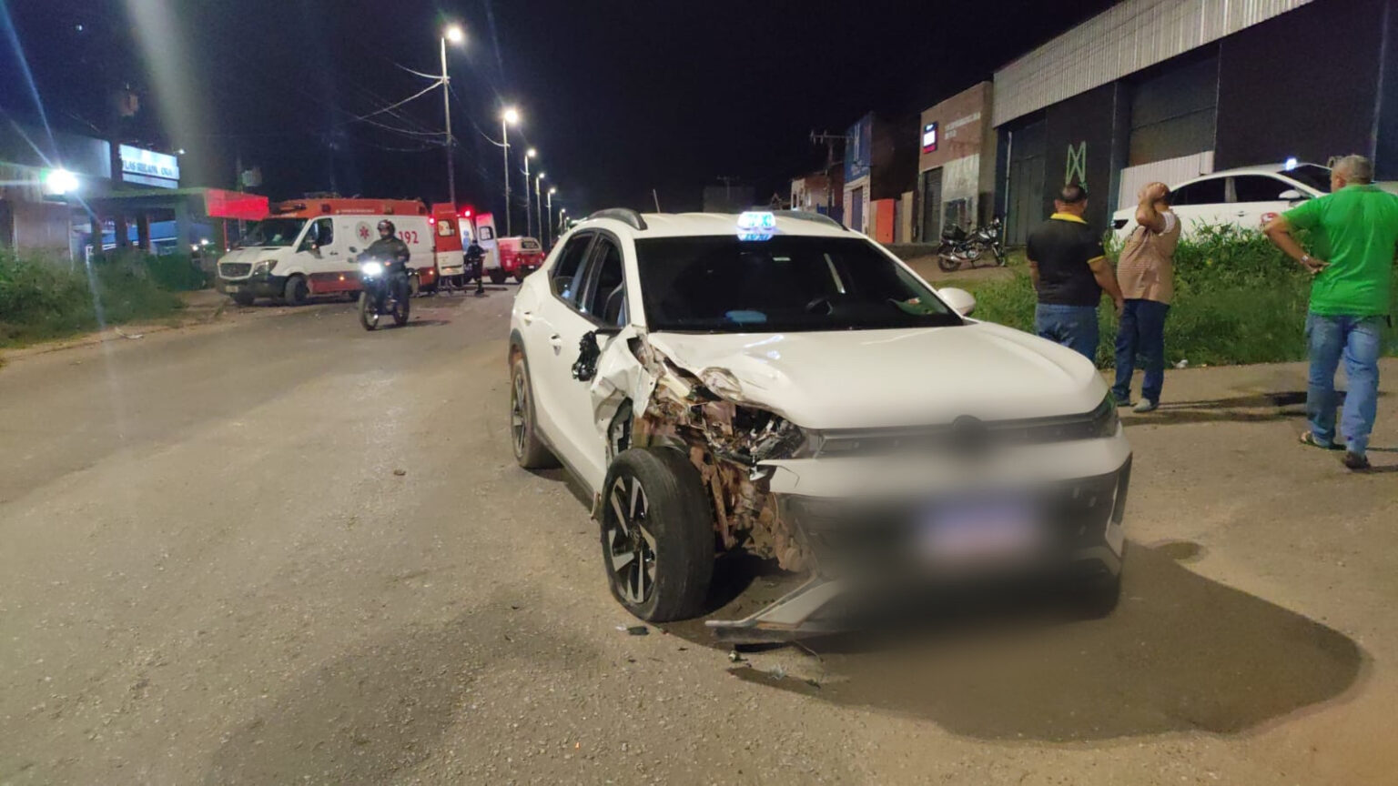 Motociclista fica gravemente ferido após colisão frontal com táxi em Marabá