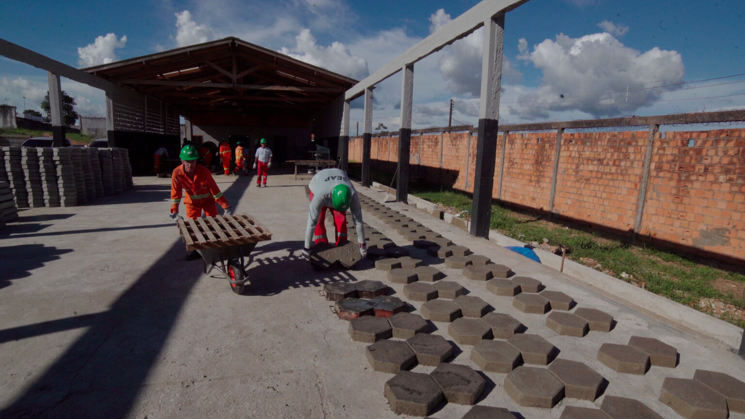 Nova fábrica em Marabá vai produzir material para pavimentar até 1,5 km de ruas por mês
