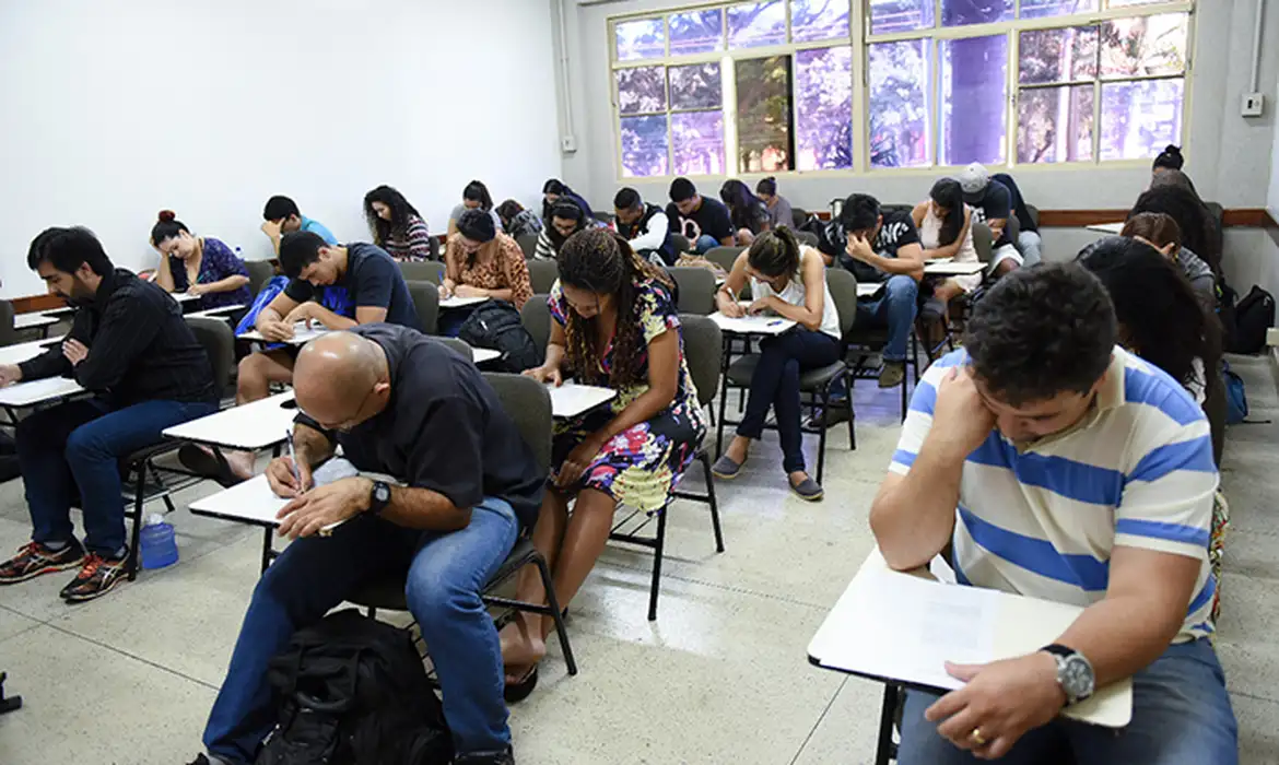 Termina nesta sexta o prazo de inscrição para o Encceja 2026