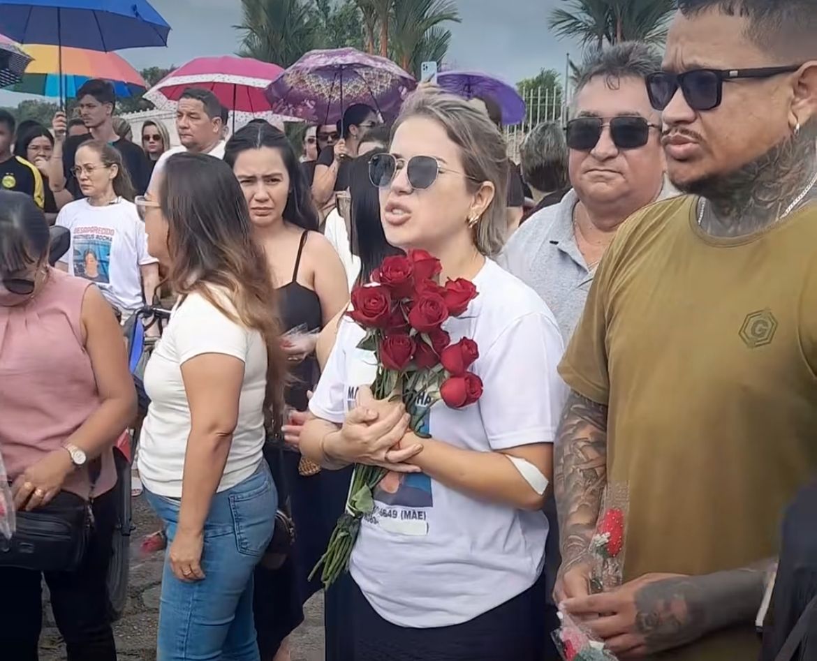 Corpo do jovem Matheus Ferreira é sepultado sob forte comoção no Pará