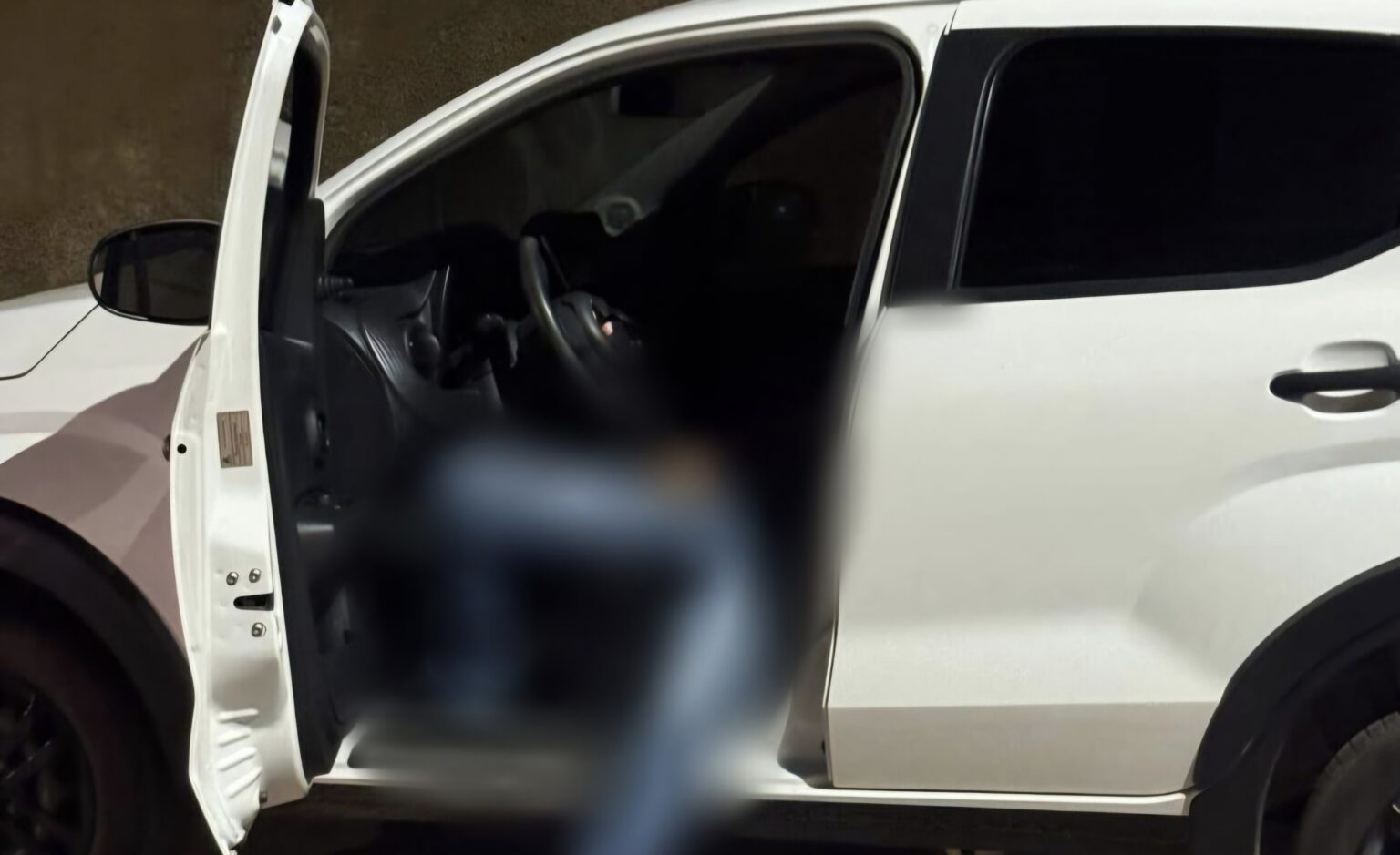 Motorista sofre atentado a bala dentro de carro em Marabá