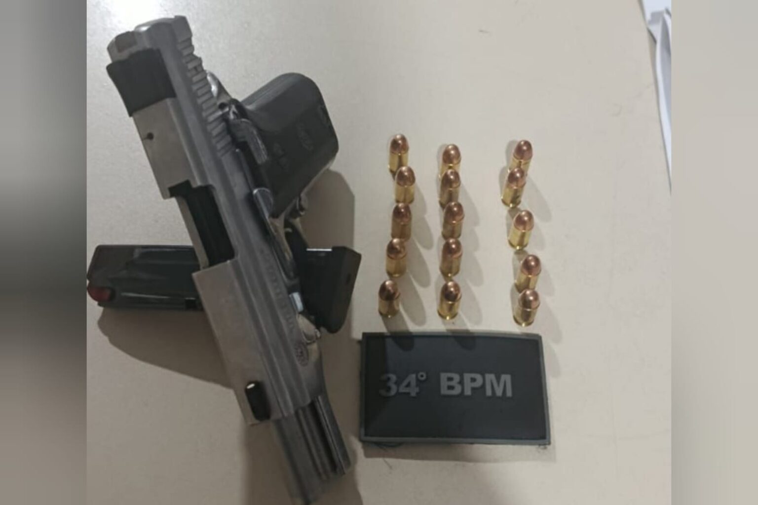 Jovem é flagrado com pistola durante confusão em via pública de Marabá