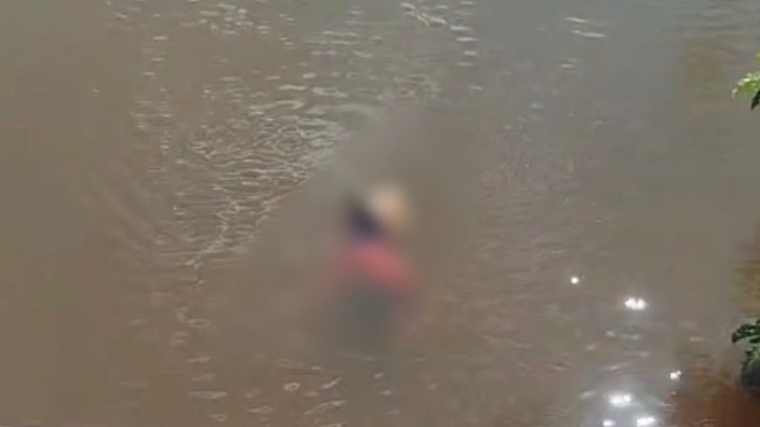 Homem encontrado morto em ponte de Itupiranga é identificado; polícia investiga possível execução