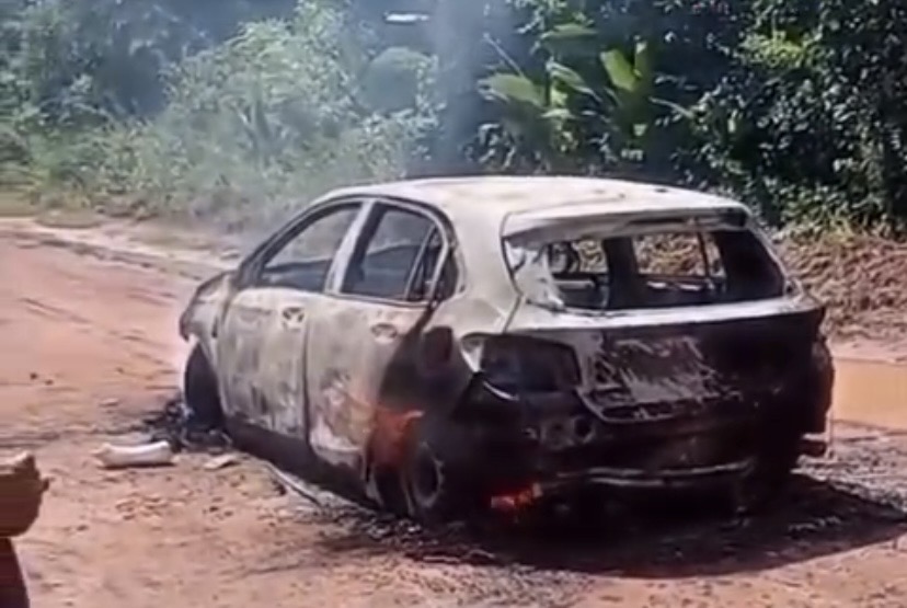 Veículo é encontrado em chamas na PA-238, no nordeste do Pará