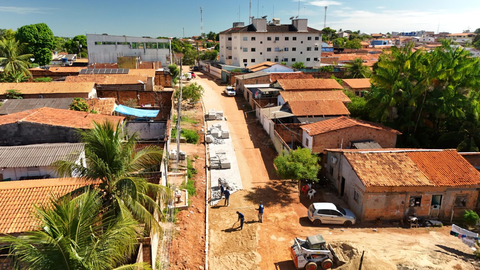Prefeitura realiza pavimentação em blocos na Folha 11 com o programa Ação Marabá
