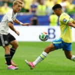Com virada no apagar das luzes, Brasil bate o Japão por 2 a 1 e segue vivo em busca do Hexa