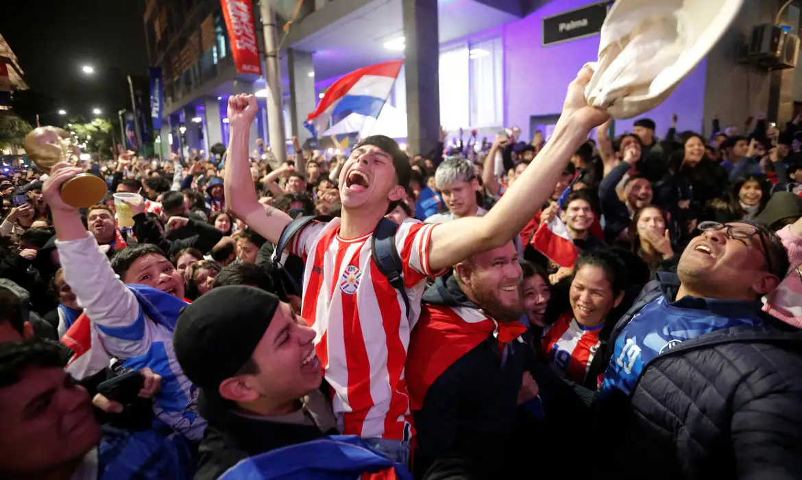 Paraguai declara feriado nacional após seleção vencer Alemanha na Copa