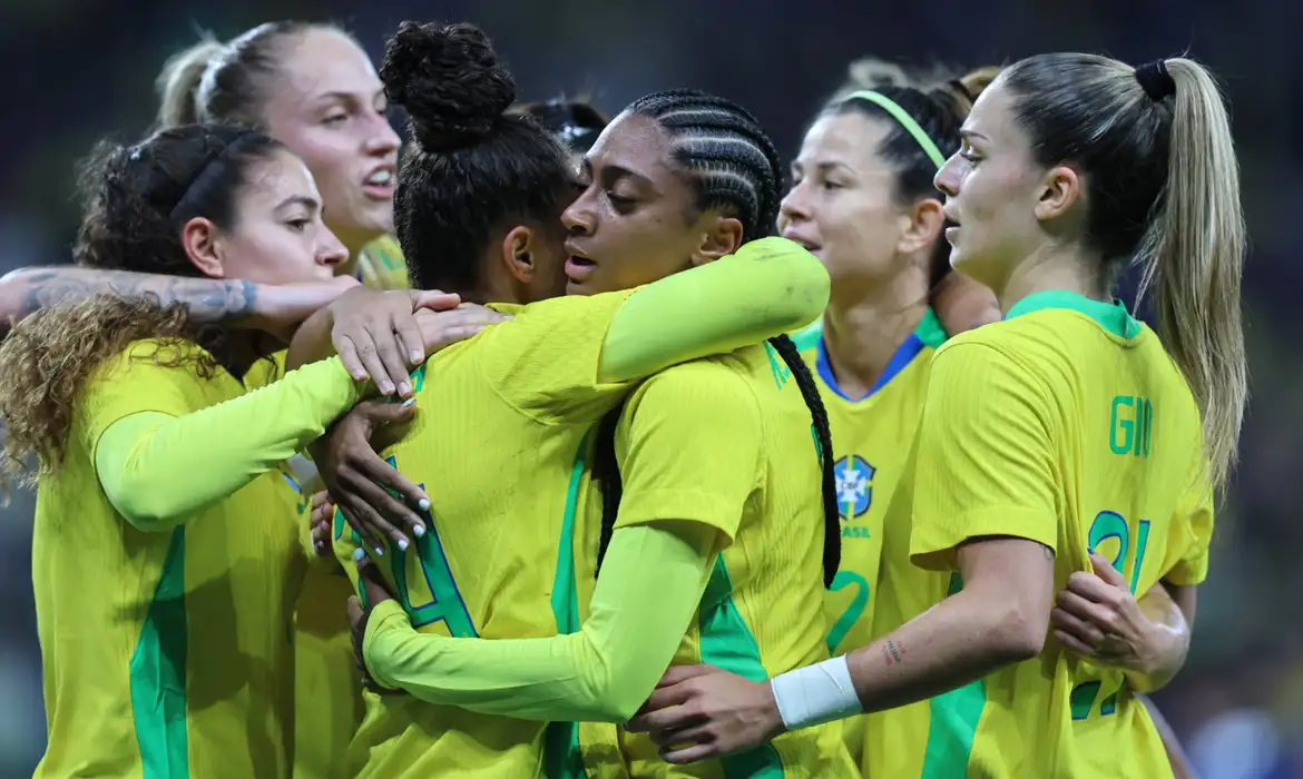 Copa do Mundo Feminina de 2027 terá oito sedes no Brasil; confira