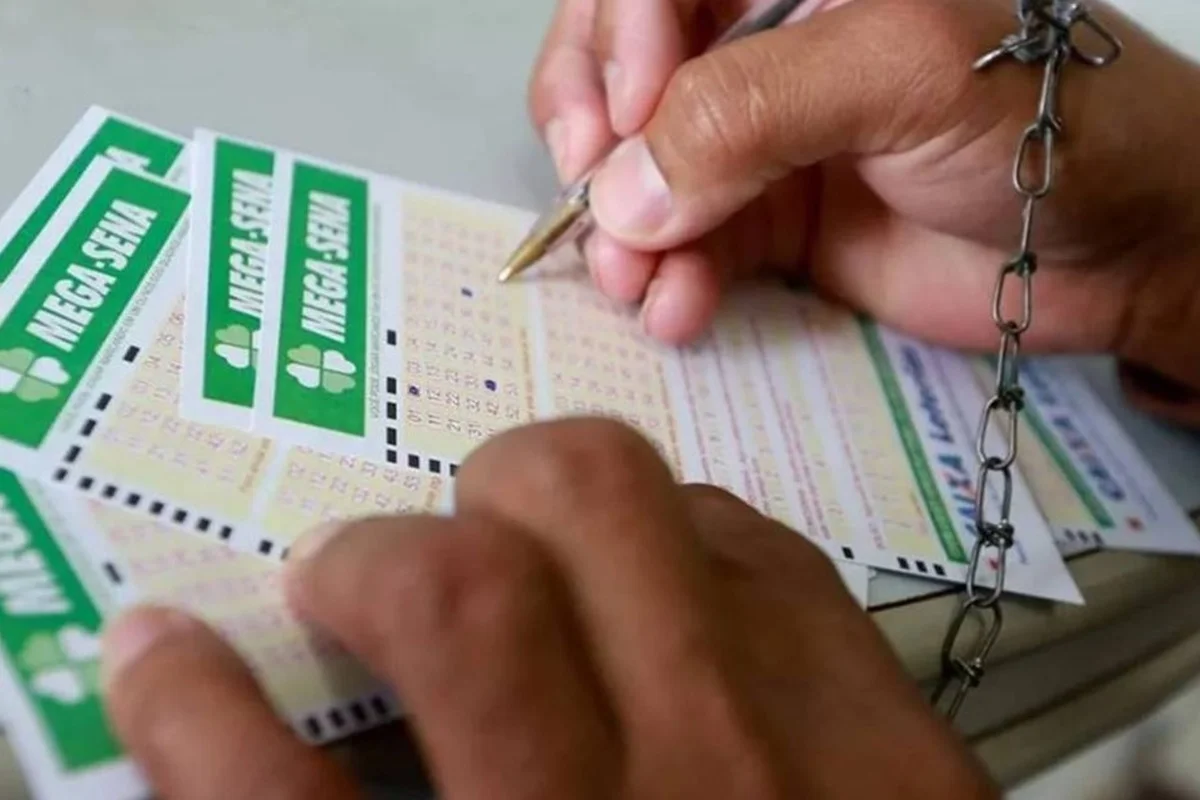 Mega-Sena 3024 pode pagar R$ 7 milhões neste sábado