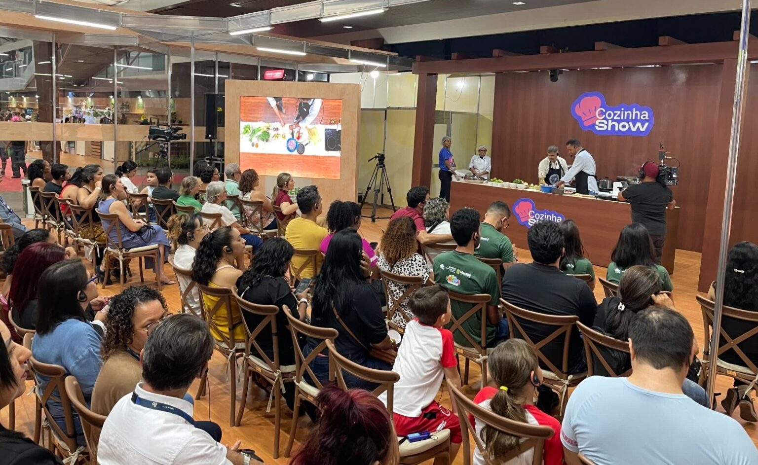 Galinhada Marabaense conquista público no Pavilhão dos Municípios 2026, em Belém
