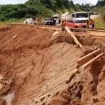 Caminhão tomba na BR-422 entre Tucuruí e Novo Repartimento