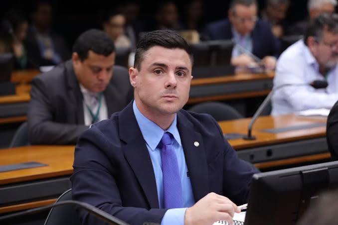 Deputado é suspeito de repassar R$ 12 milhões a entidade investigada por castrações fantasmas