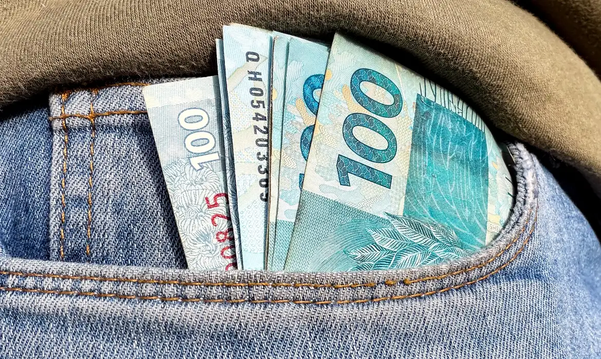 Beneficiários com NIS de final 5 recebem Bolsa Família de julho
