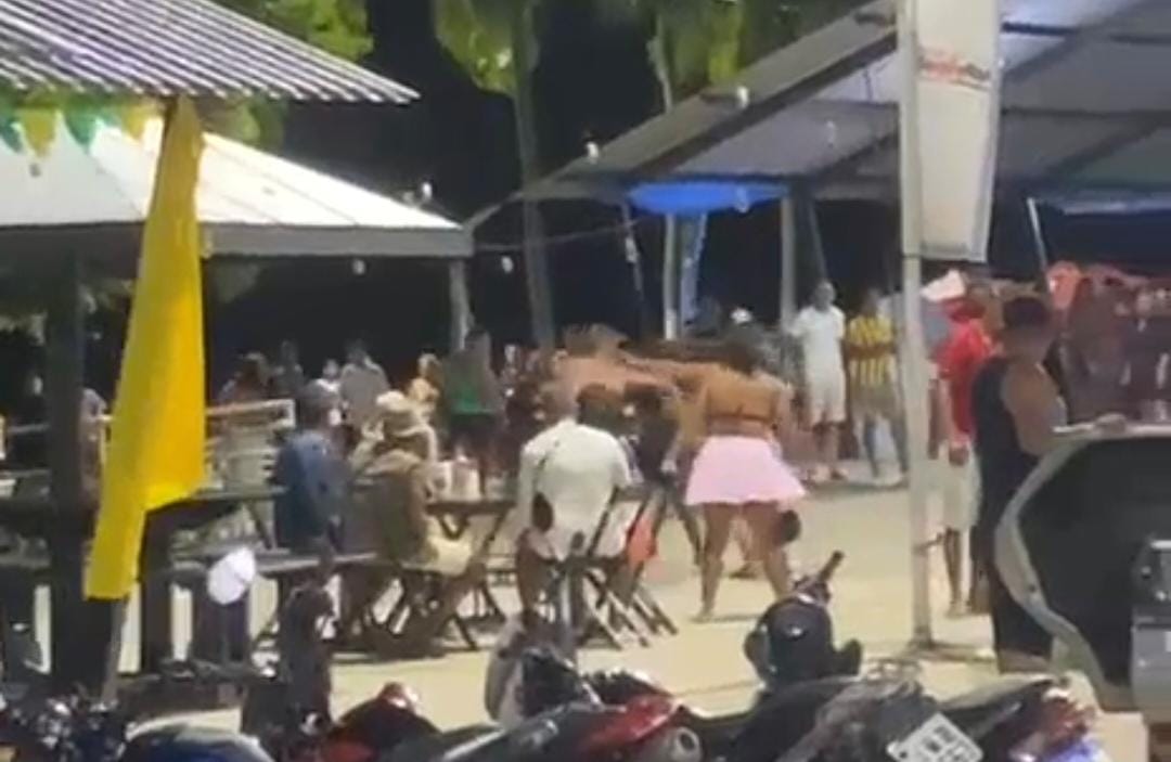 Briga generalizada provoca correria e pânico em orla no Pará
